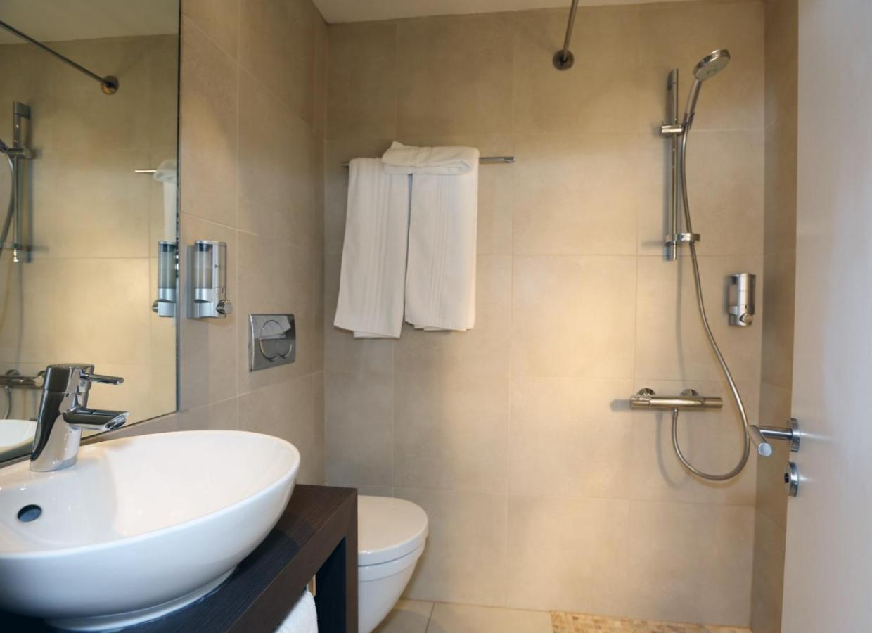 Hotel De La Plage - Hdlp Bormes-les-Mimosas Eksteriør bilde